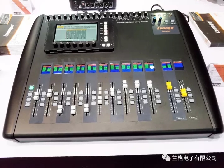 1534238135442385.jpg 21.webp.jpg